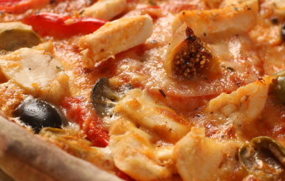 Куряча піца з інжиром