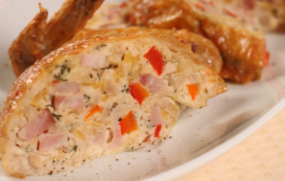 Курка фарширована шинкою і сиром