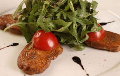 Салат з курячими медальйонами