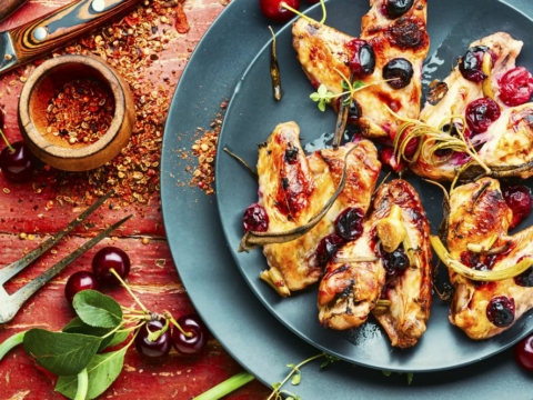 Солодка парочка: цікаві поєднання курочки з солодкими інгредієнтами