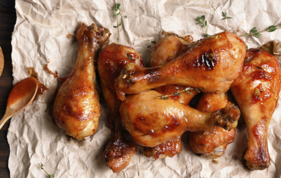 Смачне святкування: рецепт курячих гомілок у кисло-солодкому соусі